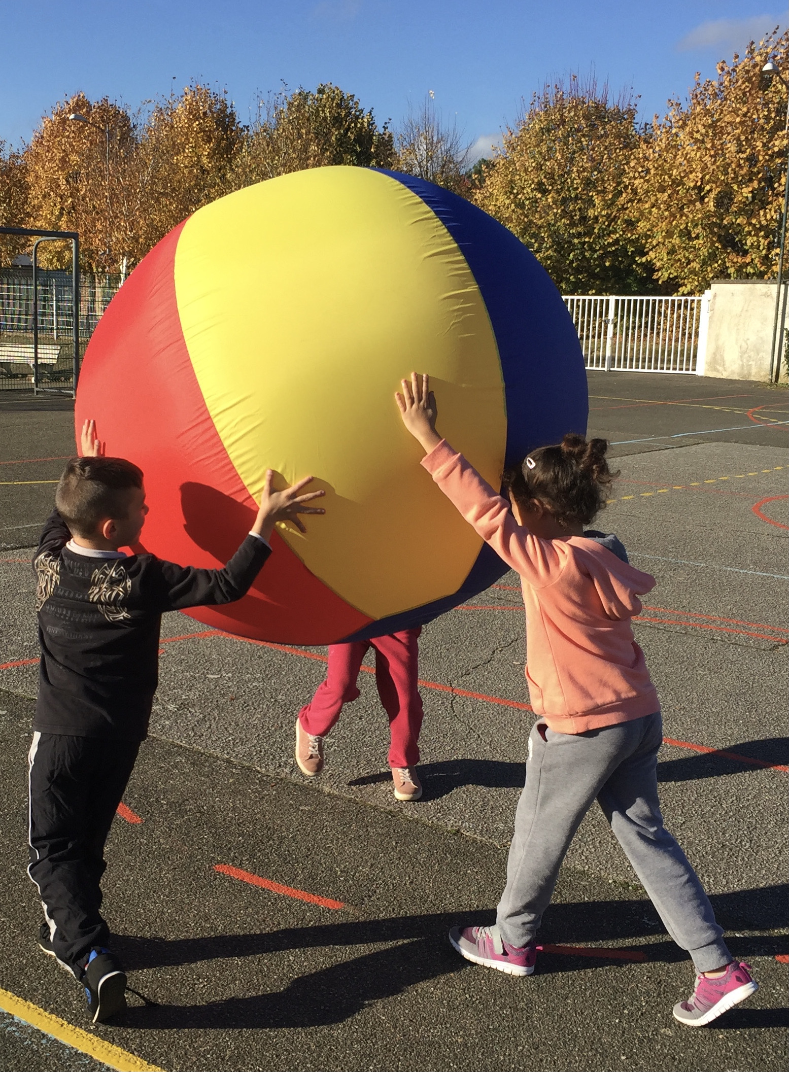 office-central-de-la-coop-ration-l-ecole-ad-occe28-le-ballon-cooperatif